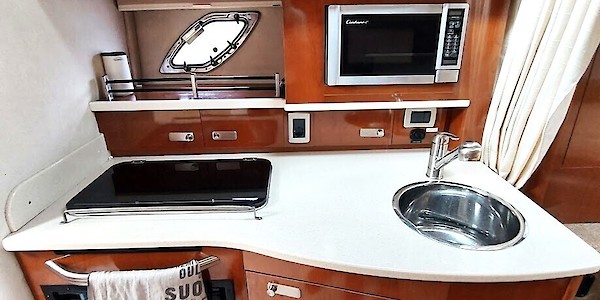 Sea Ray 335 Sundancer - Marinepalvelu