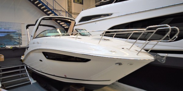 Sea Ray 265 Sundancer - Marinepalvelu