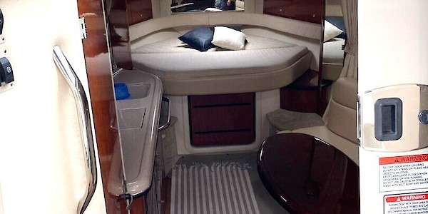 Sea Ray 375 Sundancer - Marinepalvelu