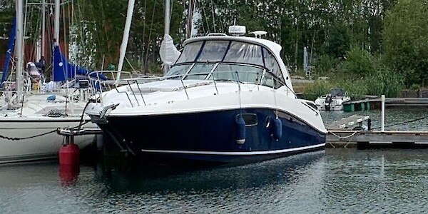 Sea Ray 375 Sundancer - Marinepalvelu