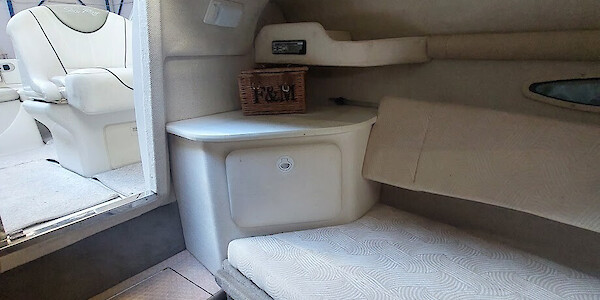 Sea Ray 215 Weekender - Marinepalvelu