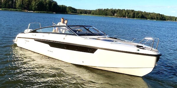 Yamarin 88 DC - Marinepalvelu