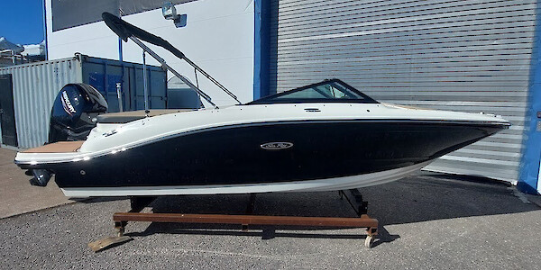 Sea Ray 190 SPOE - Marinepalvelu