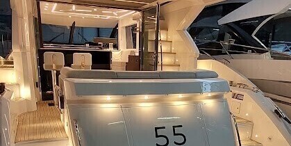 Sunseeker Manhattan 55 - Marinepalvelu