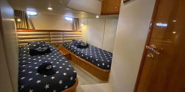 Sunseeker Camargue 50 - Marinepalvelu