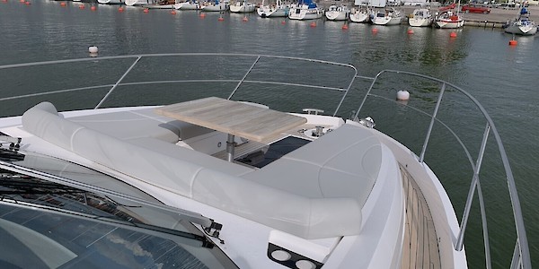 Sunseeker Manhattan 55 - Marinepalvelu