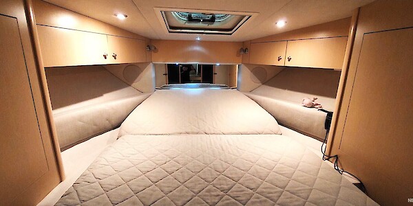 Sea Ray 375 Sundancer - Marinepalvelu