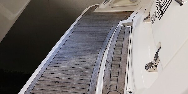 Sea Ray 375 Sundancer - Marinepalvelu