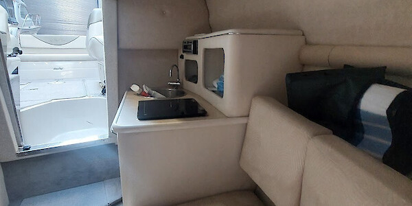 Sea Ray 250 Amberjack - Marinepalvelu