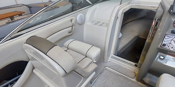 Sea Ray 215 Weekender - Marinepalvelu