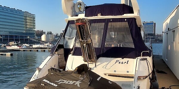 Sunseeker Manhattan 50 - Marinepalvelu