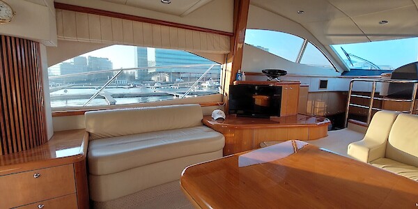Sunseeker Manhattan 50 - Marinepalvelu