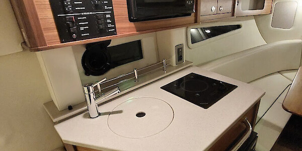 Sea Ray 265 Sundancer - Marinepalvelu