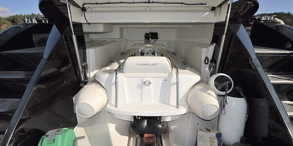 Sunseeker Predator 60 - Marinepalvelu