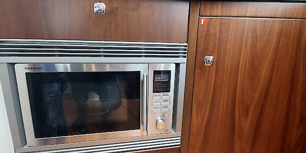 Fairline Targa 38 - Marinepalvelu