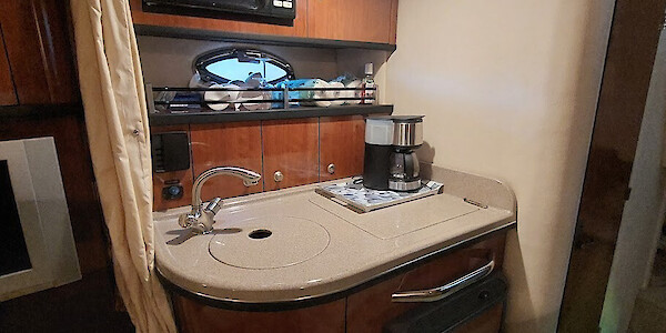 Sea Ray 325 Sundancer - Marinepalvelu