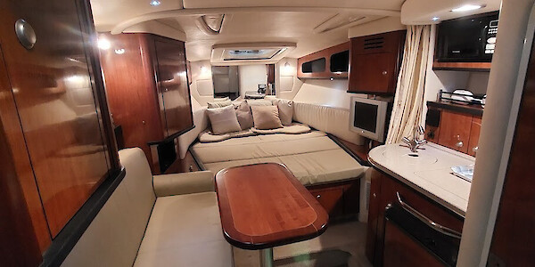 Sea Ray 325 Sundancer - Marinepalvelu