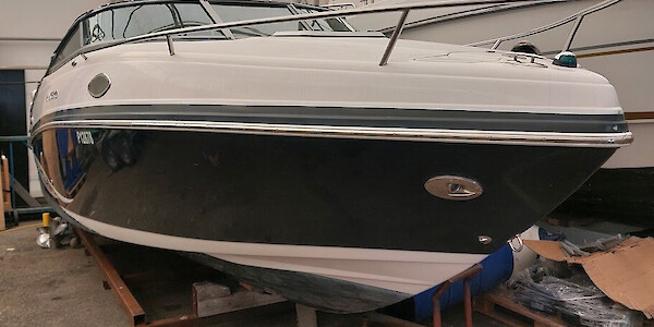 Rinker 246 CC - Marinepalvelu