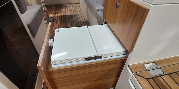 Marex 310 Sun Cruiser - Marinepalvelu