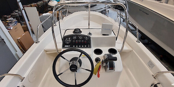 Boston Whaler 160 Dauntless - Marinepalvelu