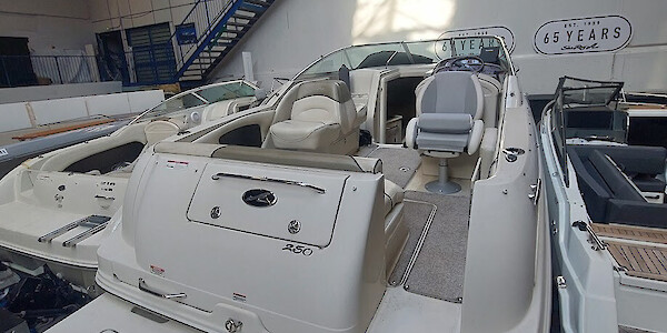 Sea Ray 250 Amberjack - Marinepalvelu