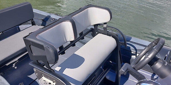 Zodiac PRO 7 - Marinepalvelu