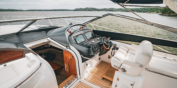 Sunseeker Portofino 53 - Marinepalvelu