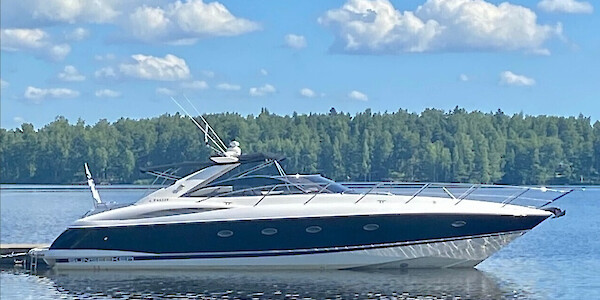 Sunseeker Camargue 50 - Marinepalvelu