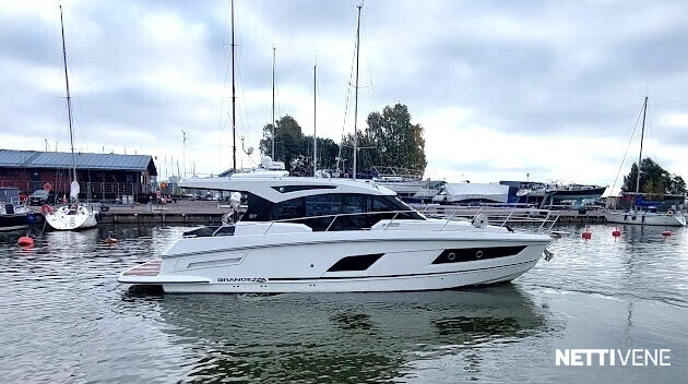 Grandezza 37 CA Vaihtoveneet - Marinepalvelu Power Products